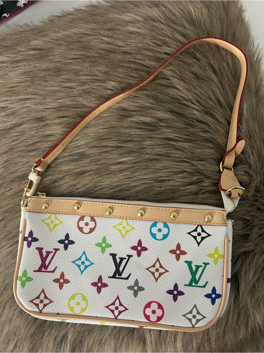 Shoulder purse